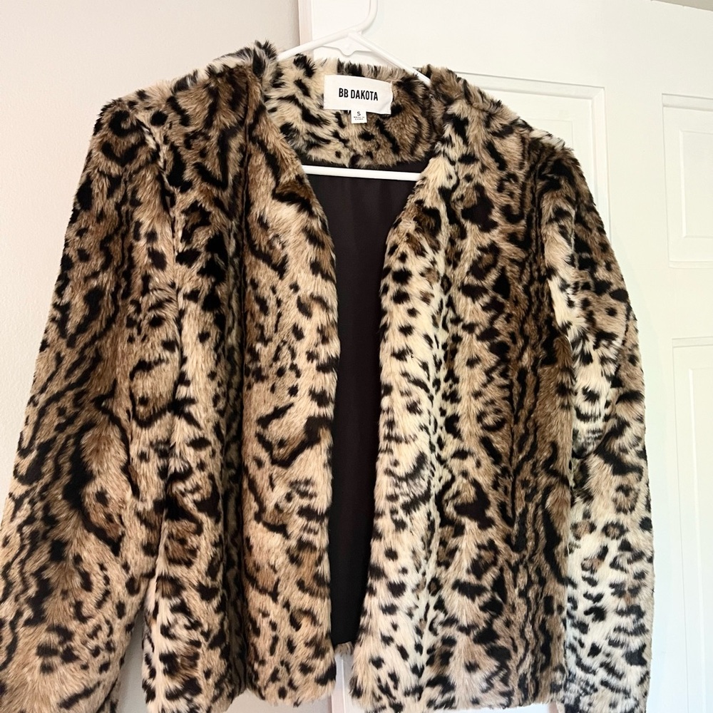 BB Dakota Faux Fur Leopard print jacket